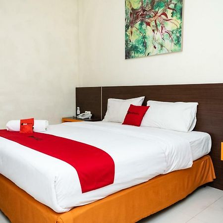 Hotel Reddoorz @ Pelita Raya Rappocini Makassar Exterior foto